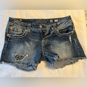 Miss Me Jean shorts!